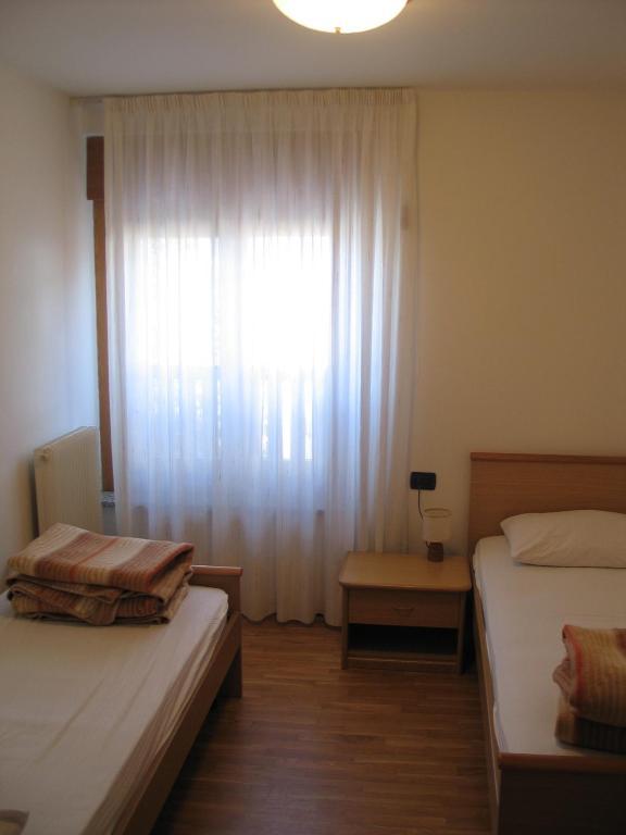 Residence Stella Delle Alpi Cavedago Kamer foto